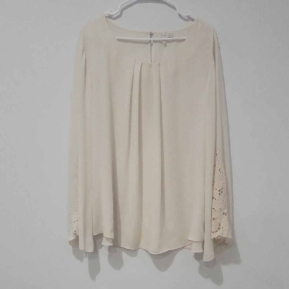 Cato Cream Long Sleeve Relaxed Pleated Blouse